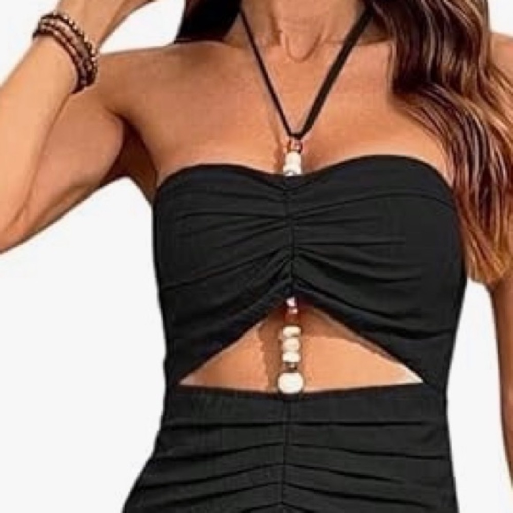 NWT Black Halter back cut out front detail, Summer Maxi Dress size M - Picture 3 of 10